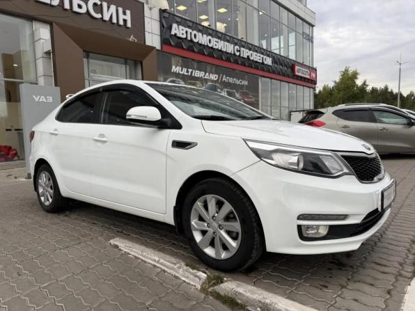 Kia Rio III Рестайлинг с пробегом 2016 года, цена 999 750 рублей, 164595 км, седан, Автокод Объявления