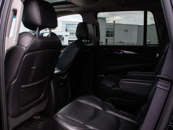 Cadillac Escalade IV с пробегом 2016 года, цена 2 749 000 рублей, 304197 км, внедорожник, Автокод Объявления