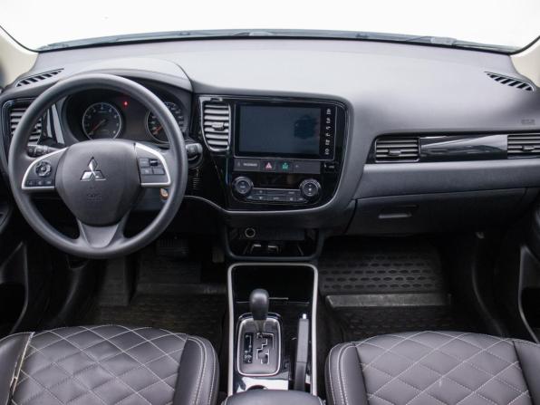 Mitsubishi Outlander III Рестайлинг 3 с пробегом 2022 года, цена 2 385 000 рублей, 63280 км, внедорожник, Автокод Объявления