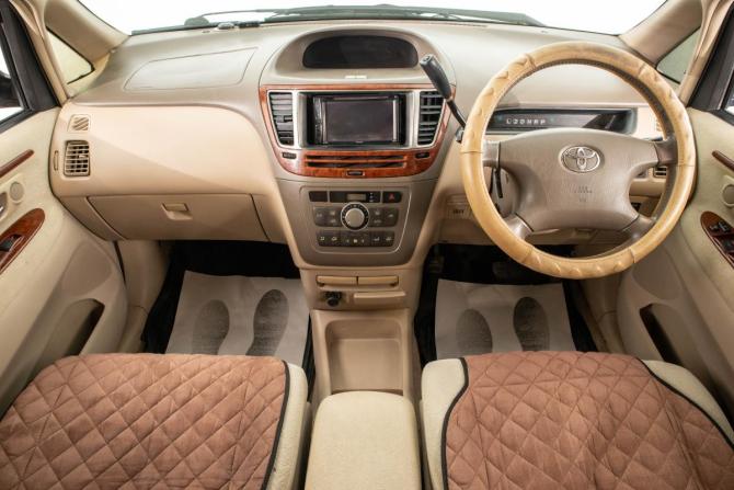 Toyota Nadia с пробегом 2001 года, цена 649 000 рублей, 266000 км, компактвэн, Автокод Объявления