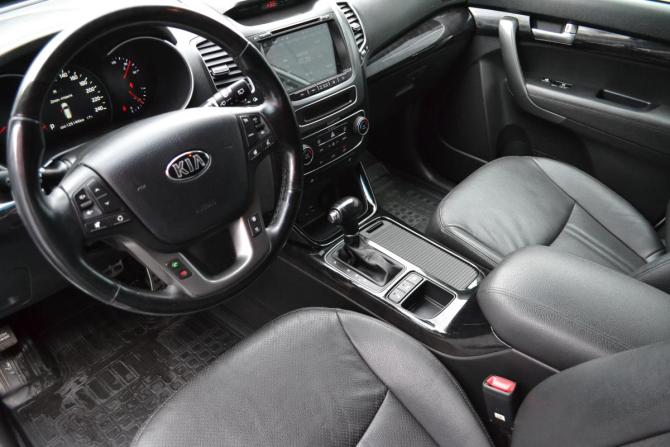 Kia Sorento II Рестайлинг с пробегом 2019 года, цена 2 380 000 рублей, 125139 км, внедорожник, Автокод Объявления