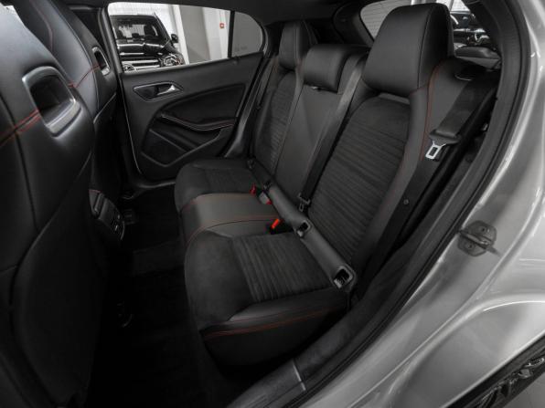 Mercedes-Benz GLA I (X156) Рестайлинг с пробегом 2018 года, цена 2 790 000 рублей, 81658 км, внедорожник, Автокод Объявления
