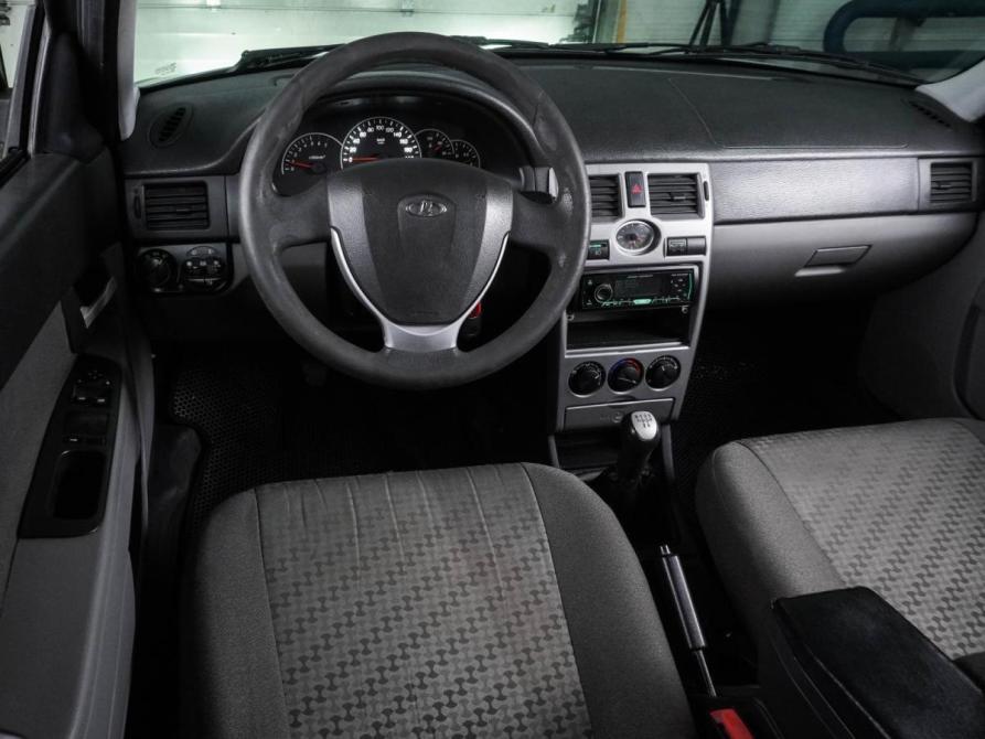 Lada (ВАЗ) Priora I Рестайлинг Воронеж  - изображение 6