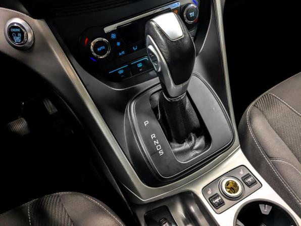 Ford Kuga II с пробегом 2016 года, цена 1 595 000 рублей, 75537 км, внедорожник, Автокод Объявления