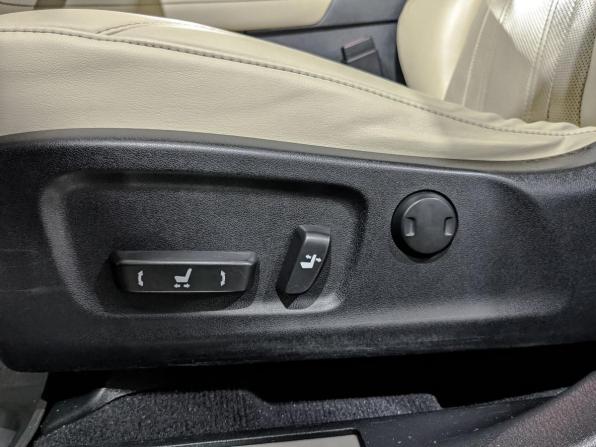 Lexus RX IV Рестайлинг с пробегом 2021 года, цена 4 805 000 рублей, 112727 км, внедорожник, Автокод Объявления