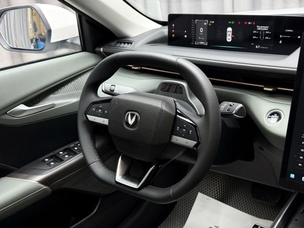 Changan Lamore с пробегом 2024 года, цена 2 249 000 рублей, 15412 км, седан, Автокод Объявления