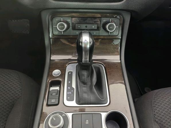 Volkswagen Touareg II Рестайлинг с пробегом 2015 года, цена 2 139 000 рублей, 151000 км, внедорожник, Автокод Объявления