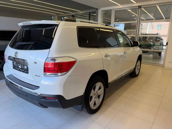 Toyota Highlander II (XU40) Рестайлинг с пробегом 2011 года, цена 1 750 000 рублей, 290190 км, внедорожник, Автокод Объявления