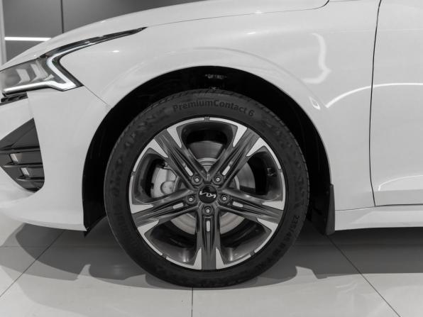Kia K5 III с пробегом 2022 года, цена 3 050 000 рублей, 73080 км, седан, Автокод Объявления