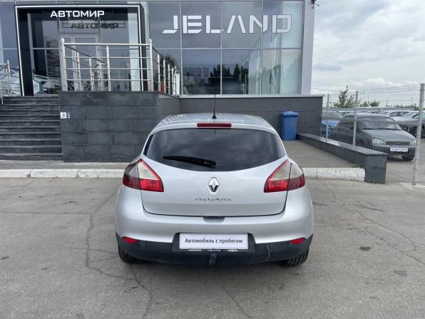 Renault Megane III с пробегом 2010 года, цена 550 000 рублей, 308355 км, хэтчбек, Автокод Объявления