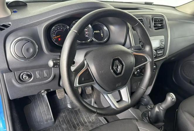 Renault Logan II Рестайлинг с пробегом 2019 года, цена 1 145 000 рублей, 83420 км, седан, Автокод Объявления