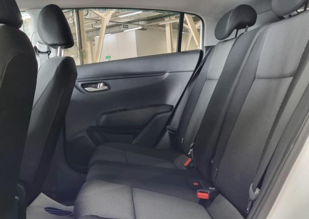 Kia Rio IV Рестайлинг с пробегом 2021 года, цена 1 815 000 рублей, 53520 км, хэтчбек, Автокод Объявления