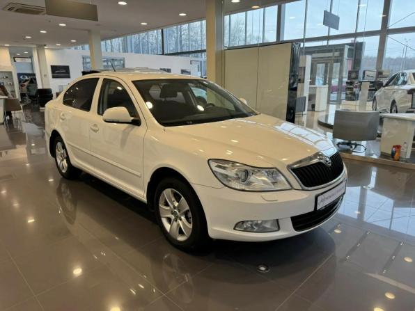Skoda Octavia II (A5) Рестайлинг с пробегом 2012 года, цена 909 000 рублей, 167095 км, лифтбек, Автокод Объявления