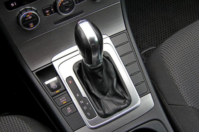 Volkswagen Passat B7 с пробегом 2013 года, цена 941 500 рублей, 194219 км, седан, Автокод Объявления