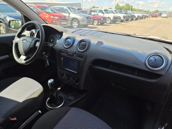 Ford Fusion I Рестайлинг с пробегом 2007 года, цена 410 000 рублей, 136342 км, хэтчбек, Автокод Объявления