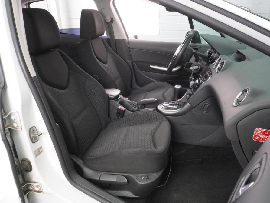Peugeot 308 I Рестайлинг Воронеж  - изображение 8