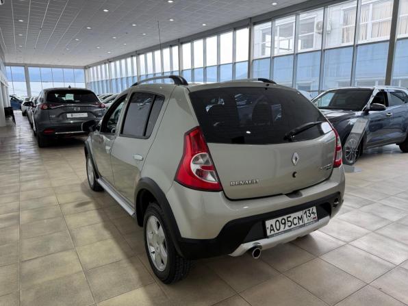 Renault Sandero I с пробегом 2014 года, цена 750 000 рублей, 115439 км, хэтчбек, Автокод Объявления