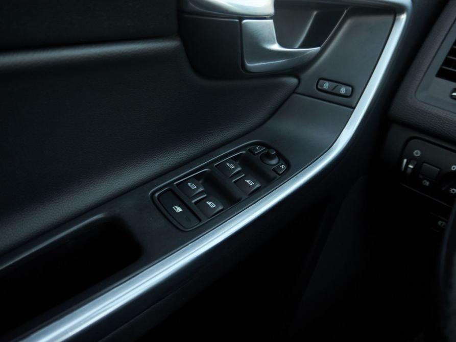 Volvo XC60 I Казань  - изображение 12