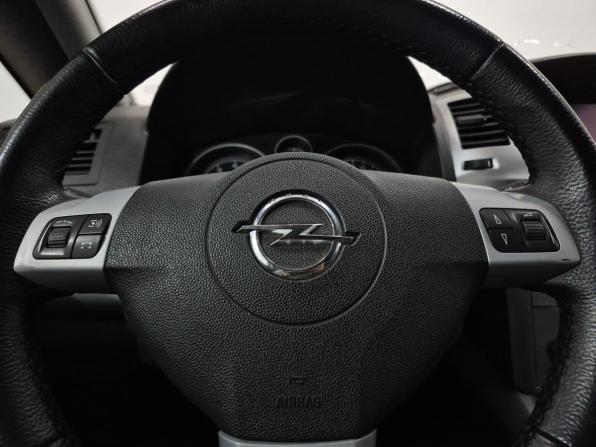 Opel Zafira B Рестайлинг с пробегом 2013 года, цена 760 000 рублей, 283294 км, компактвэн, Автокод Объявления