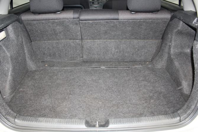 Toyota Corolla IX (E120 E130) с пробегом 2001 года, цена 439 000 рублей, 304444 км, хэтчбек, Автокод Объявления