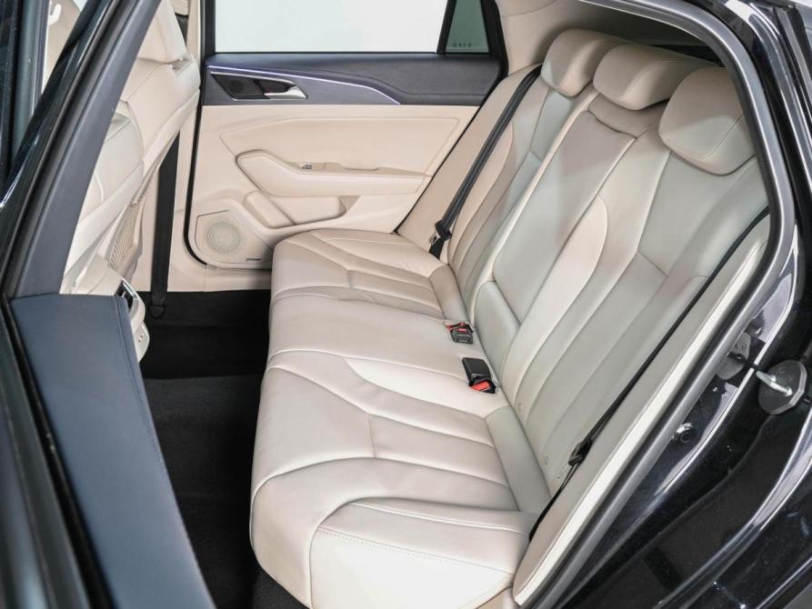 Hongqi H5 I Ростов-на-Дону  - изображение 9