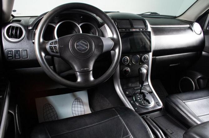 Suzuki Grand Vitara II Рестайлинг с пробегом 2011 года, цена 1 279 000 рублей, 200000 км, внедорожник, Автокод Объявления
