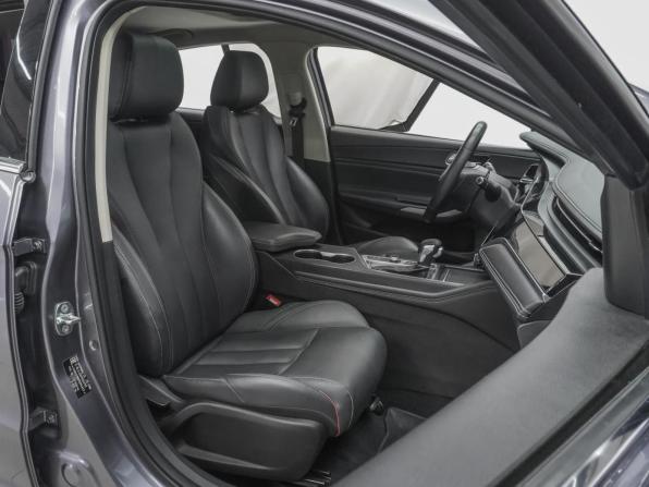 Omoda S5 с пробегом 2023 года, цена 1 490 000 рублей, 56650 км, седан, Автокод Объявления