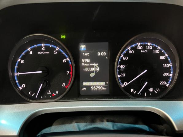 Toyota RAV4 IV (XA40) Рестайлинг с пробегом 2017 года, цена 2 370 000 рублей, 96785 км, внедорожник, Автокод Объявления