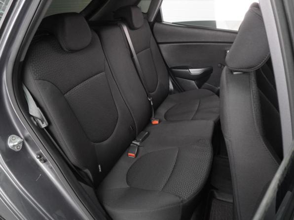 Kia Rio III Рестайлинг с пробегом 2017 года, цена 1 200 000 рублей, 103704 км, хэтчбек, Автокод Объявления