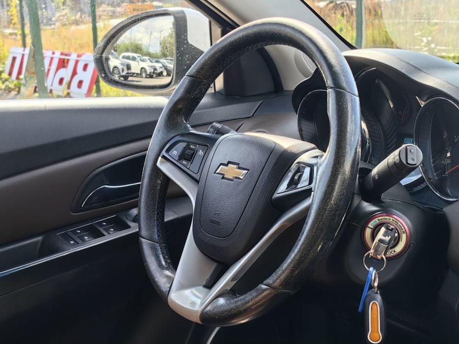 Chevrolet Cruze I Рестайлинг Санкт-Петербург  - изображение 11