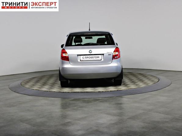 Skoda Fabia II Рестайлинг с пробегом 2013 года, цена 637 000 рублей, 197394 км, хэтчбек, Автокод Объявления