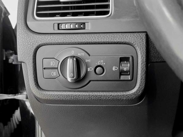 Volkswagen Touareg II с пробегом 2011 года, цена 1 340 000 рублей, 319081 км, внедорожник, Автокод Объявления