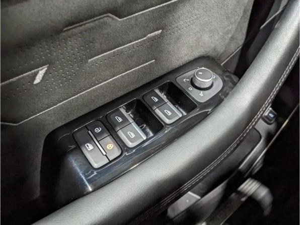 Geely Monjaro I с пробегом 2024 года, цена 3 049 000 рублей, 67870 км, внедорожник, Автокод Объявления