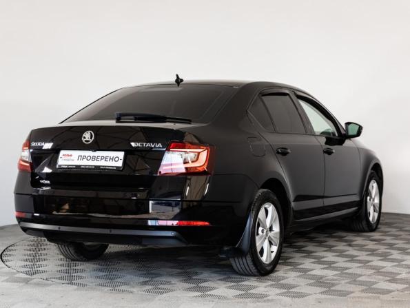 Skoda Octavia III (A7) Рестайлинг с пробегом 2019 года, цена 1 599 000 рублей, 159035 км, лифтбек, Автокод Объявления