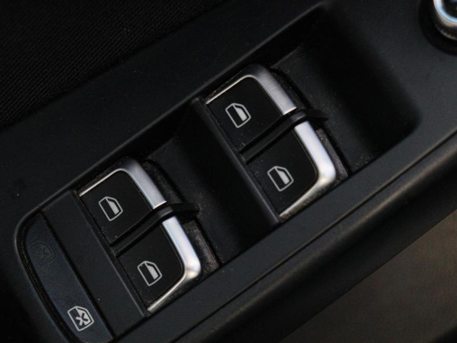Audi A4 IV (B8) Рестайлинг Москва  - изображение 14
