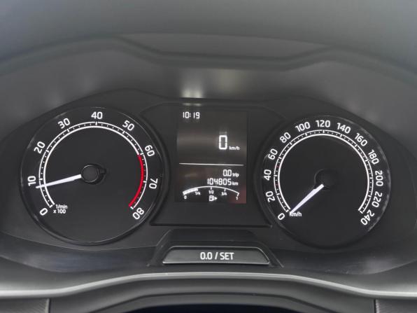 Skoda Rapid II с пробегом 2021 года, цена 1 449 000 рублей, 104000 км, лифтбек, Автокод Объявления