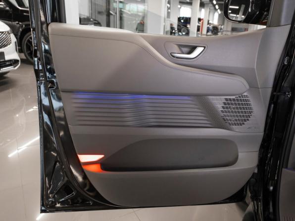 Hyundai Staria I с пробегом 2024 года, цена 6 200 000 рублей, 35945 км, минивэн, Автокод Объявления