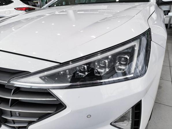 Hyundai Elantra VI (AD) Рестайлинг с пробегом 2019 года, цена 1 850 000 рублей, 60885 км, седан, Автокод Объявления