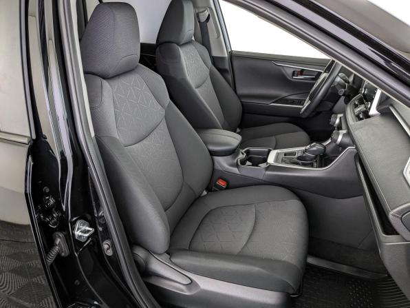 Toyota RAV4 V (XA50) с пробегом 2020 года, цена 3 620 000 рублей, 43161 км, внедорожник, Автокод Объявления