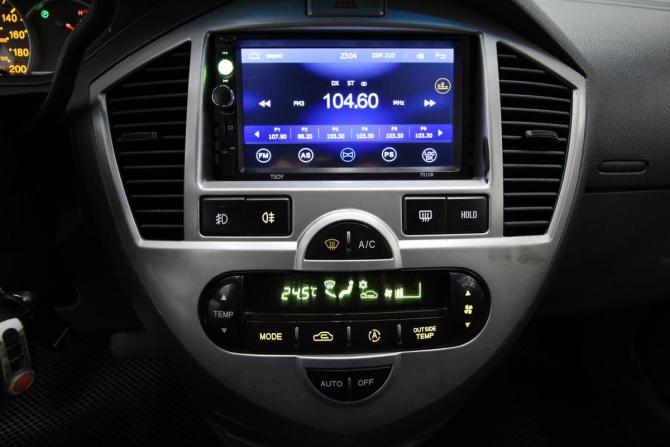 Kia Carens I (RS) Рестайлинг с пробегом 2006 года, цена 700 000 рублей, 159000 км, минивэн, Автокод Объявления