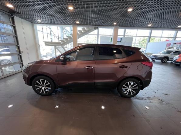 Hyundai ix35 I Рестайлинг с пробегом 2014 года, цена 1 100 000 рублей, 261826 км, внедорожник, Автокод Объявления