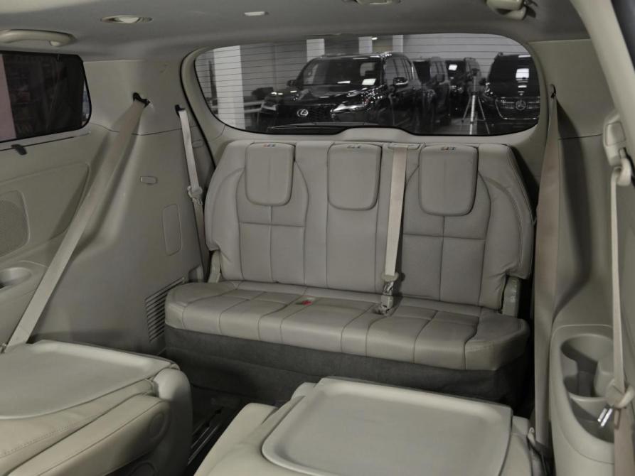 Kia Carnival III Москва  - изображение 19