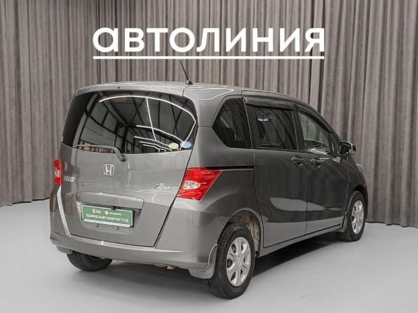 Honda Freed I с пробегом 2010 года, цена 950 000 рублей, 190000 км, компактвэн, Автокод Объявления