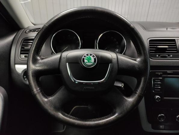 Skoda Yeti I с пробегом 2013 года, цена 784 000 рублей, 190000 км, внедорожник, Автокод Объявления
