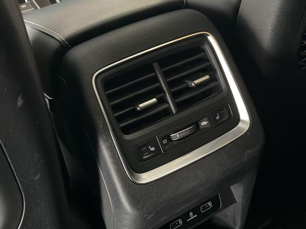 Geely Atlas Pro с пробегом 2024 года, цена 2 440 000 рублей, 28170 км, внедорожник, Автокод Объявления