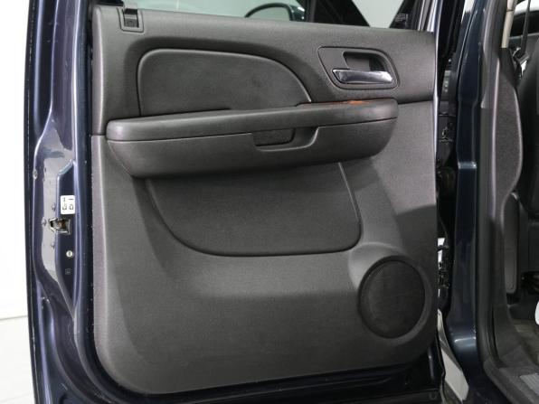 Chevrolet Avalanche II с пробегом 2006 года, цена 1 940 000 рублей, 242476 км, пикап, Автокод Объявления