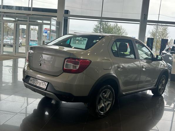 Renault Logan II Рестайлинг с пробегом 2019 года, цена 795 000 рублей, 150000 км, седан, Автокод Объявления