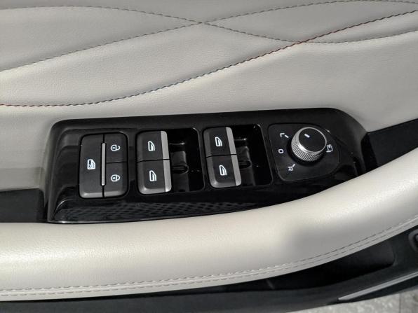 Geely Monjaro I с пробегом 2023 года, цена 2 865 000 рублей, 97147 км, внедорожник, Автокод Объявления