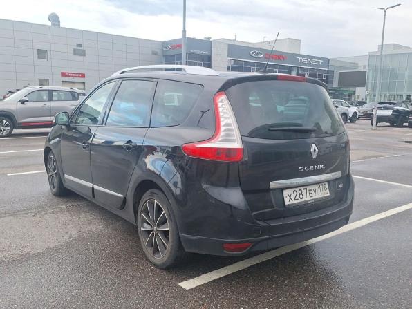 Renault Scenic III Рестайлинг 2 с пробегом 2013 года, цена 995 000 рублей, 154000 км, компактвэн, Автокод Объявления