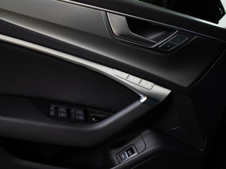 Audi A6 V (C8) Москва  - изображение 19